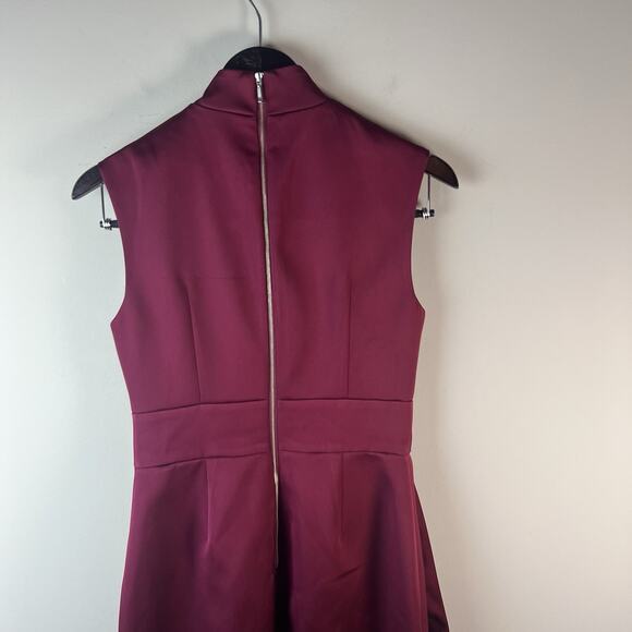 Keepsake the Label Revolve NWT Dress Burgundy M * Flawed Sleeveless Cocktail - Picture 7 of 11